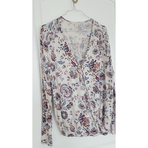 Finn & Grace Long Sleeve Tie Front Floral crisscross top, long-sleeved, Large - Picture 1 of 7